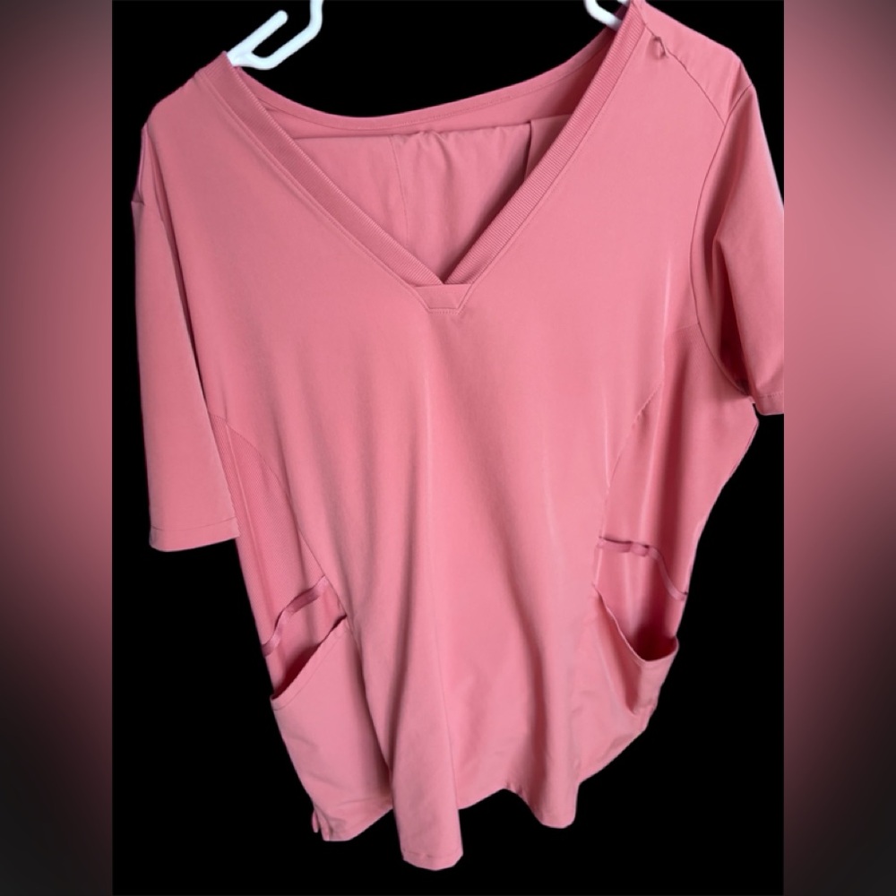 Hanes Women's Pink 2Xl V-Neck Short Sleeve Scrub Set